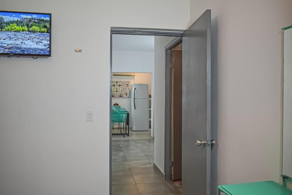 Downtown Beautiful 2Br Apartment Blocks From Beach #5 La Paz Εξωτερικό φωτογραφία